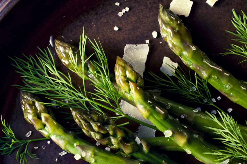 grüner Spargel